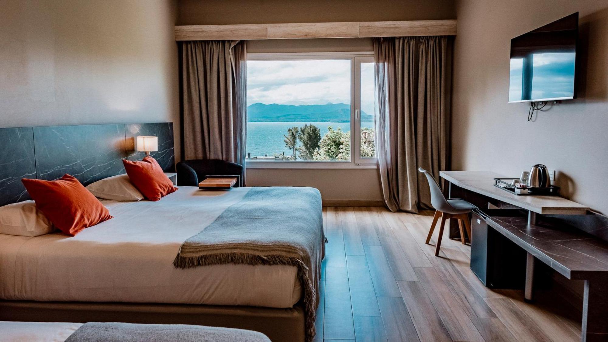 Basia Hotel & Sushi San Carlos de Bariloche Exterior photo