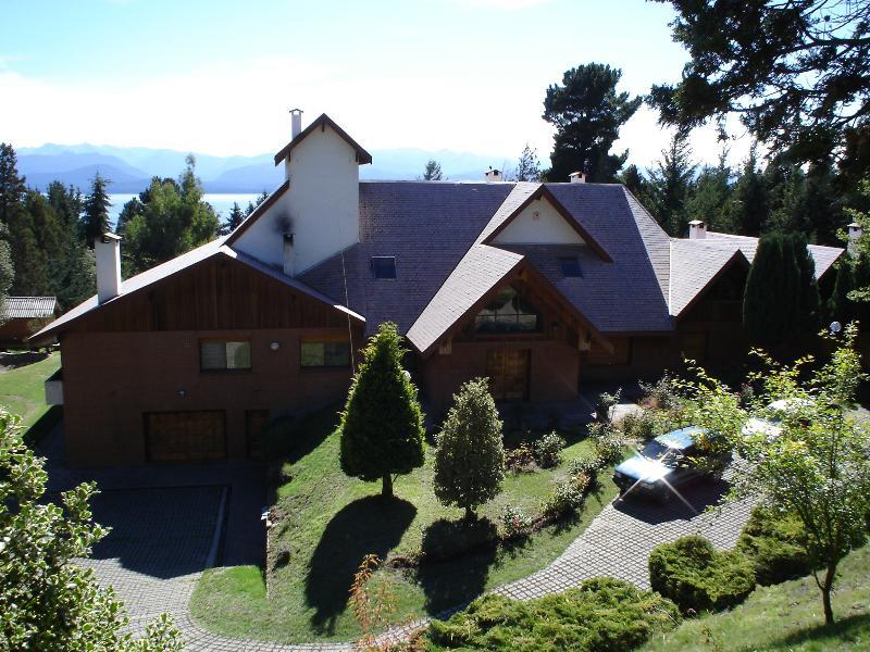 Basia Hotel & Sushi San Carlos de Bariloche Exterior photo